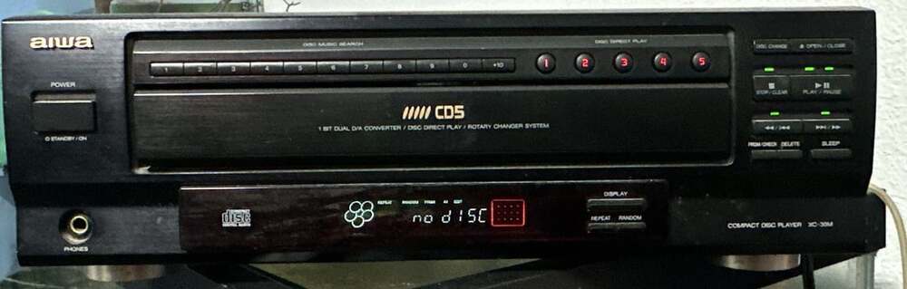 Aiwa XC-30M 5-Disc Rotary CD Player